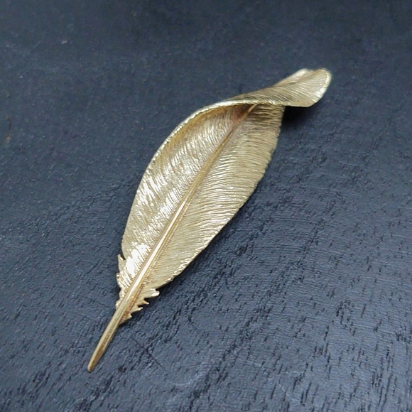 Vtg 8 gm 14k brushed solid gold modernist Brooch - Picture 6 of 10